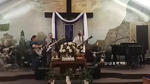 THANK GOD IM SAVED. Pastor Tim & Kandy Gatewood Redd