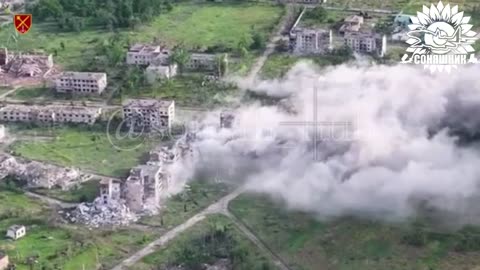 Ukrainian Airstrikes Sending AASM-250 Guided Bombs into Russian Positions