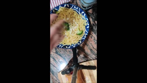 Cooking At Home!! Pasta Fresh Garlic Broccli