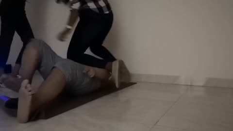 Hard knee drops preview only