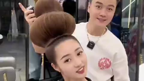 Hair styling, from the hairstylist of Chinese folk masters. 