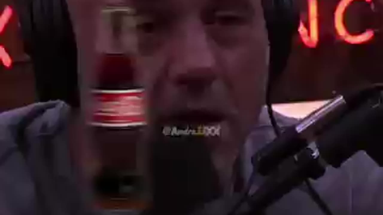 Joe Rogan on HOW Ronaldo DESTROYED Coca-Cola
