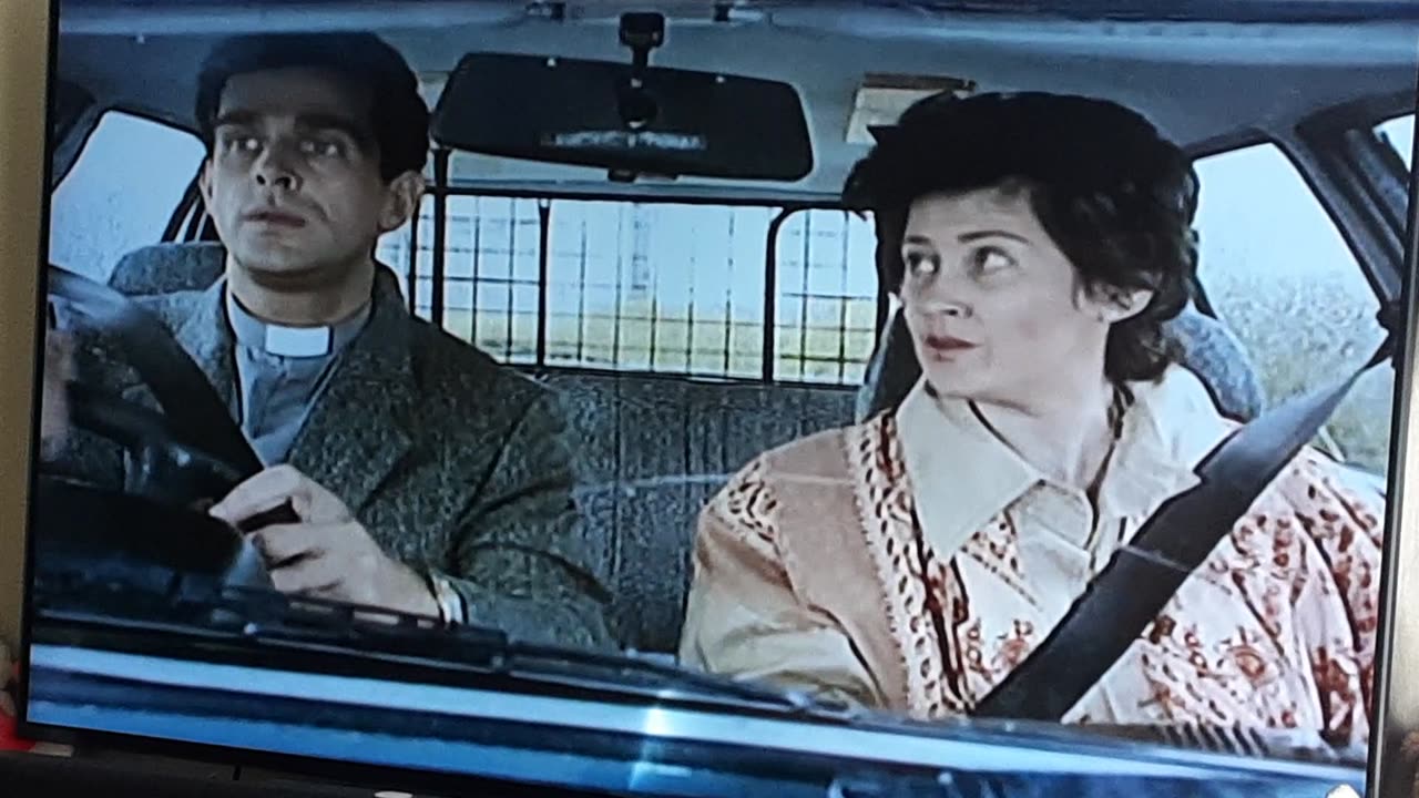 Keeping Up Appearances: Car chase!! Daddy takes Richard & Hyacinths car! 😆 🤣