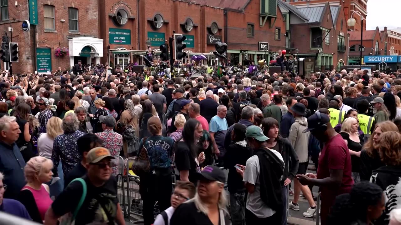 Ozzy Osbourne fans emotional after seeing funeral cortege