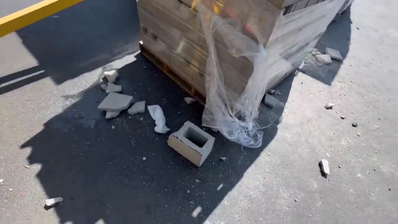 Shadow of Ezra - Pallets of cinder blocks were spotted near ICE agents in California t...