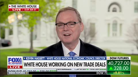 White House Official Announces 'Very, Very' Good News (VIDEO)