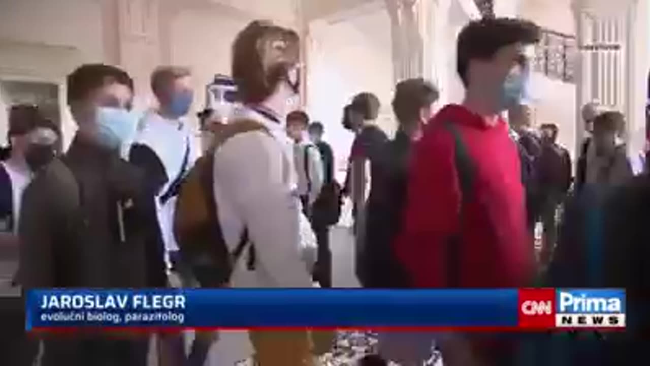 Flégr za covidu: Děti jsou nebezpečný odpad