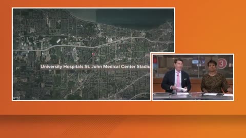 Friday Football Fever: 3News' David Greenberg attempts field goal at Westlake High School