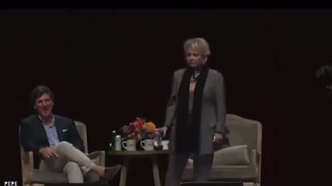 Roseanne's Explicit Truth Bombs Have Crowd Roaring, Tucker Rolling