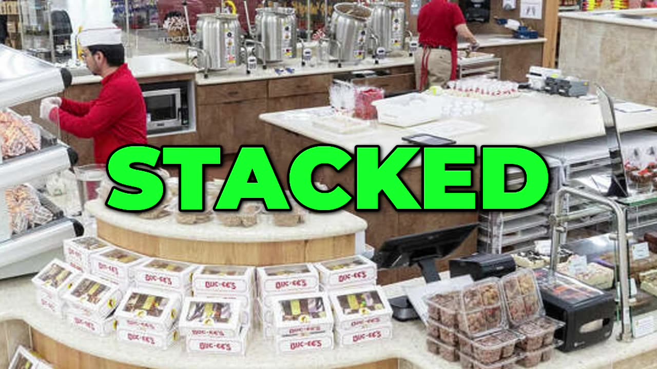 How a Gas Station Became a $100M Tourist Attraction 🚗💰