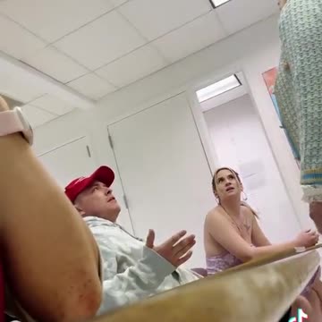 Student gets thrown out of class for wearing a MAGA hat