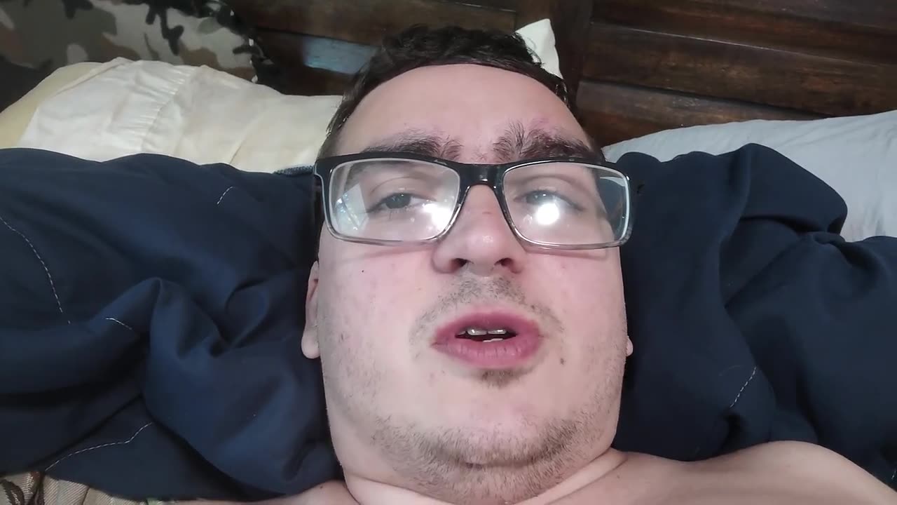 Amanda Cartrette Is A Creepy Weirdo