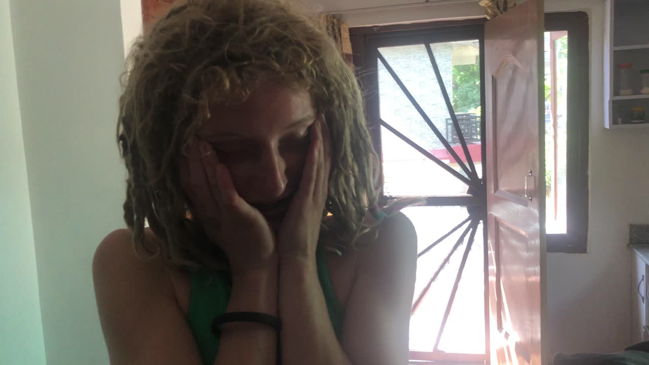 💩WARNING💩Check out this beautiful place we're staying in