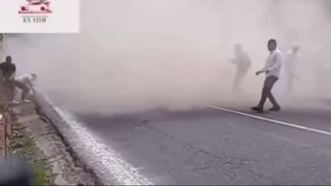 A car at full speed crashed into a crowd at a race in Ecuador