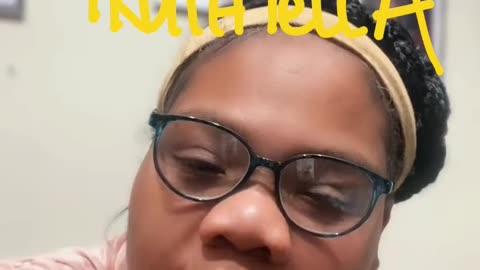 SLIDE IN DM ARGUING WITH HER MAN 1ST SHIFT