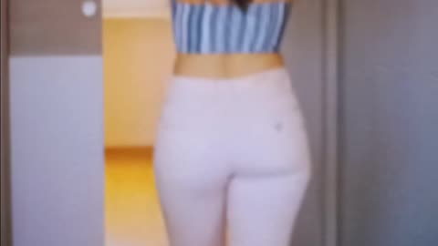 White jeans try on
