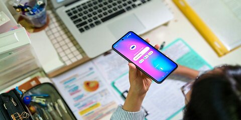 Google Sweating After AI Chatbot Accuses Sen. of Horrible Crime