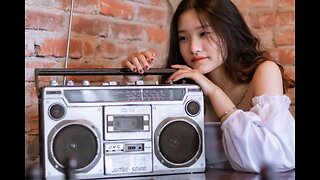 How to Talk All Over the World On The Air!