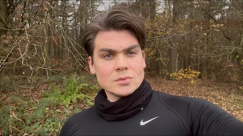 Why women don’t approach attractive men...