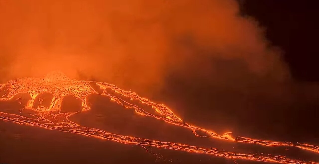 Hawaii's Kilauea Volcano Livestream 11.23.2025