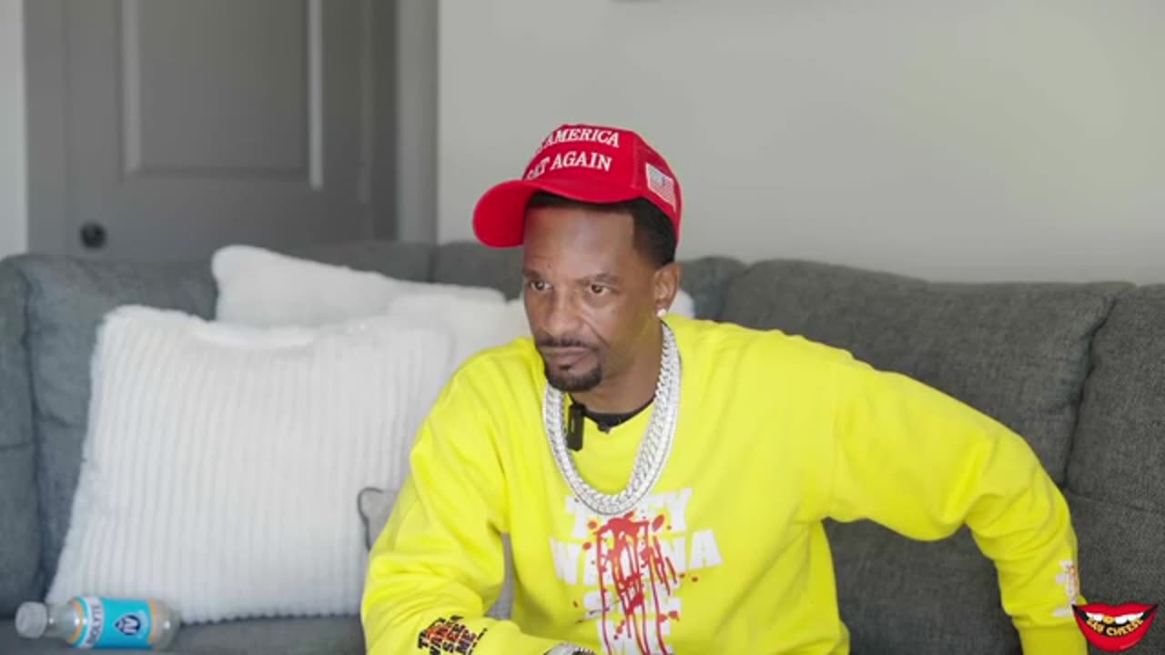 Charleston White goes off on "FYB J MANE" I can’t take him serious! Lil Durk & J Mane pushing peace