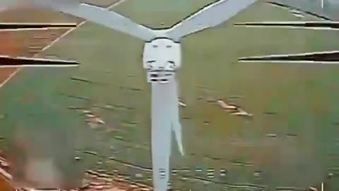 🎥🔥 Ukraine Russia War | Russian FPV Drone Strikes Windmill in Mykolaiv | RCF