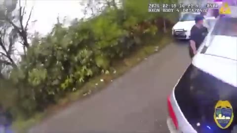 Policia amerikane dhunon barbarisht të riun me ngjyrë