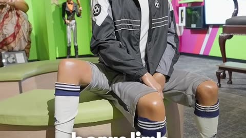 THIS MAN WAS BORN WITH THREE LEGS