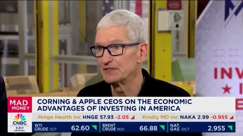 Apple CEO Says it Makes Sense to Build iPhones in the United States