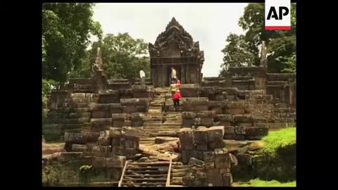 Thailand threatens to quit UNESCO over disputed temple