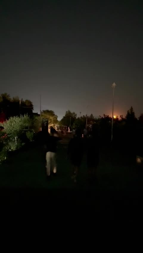 Velipoja pa drita në mes të sezonit turistik, rikthehen gjeneratorët