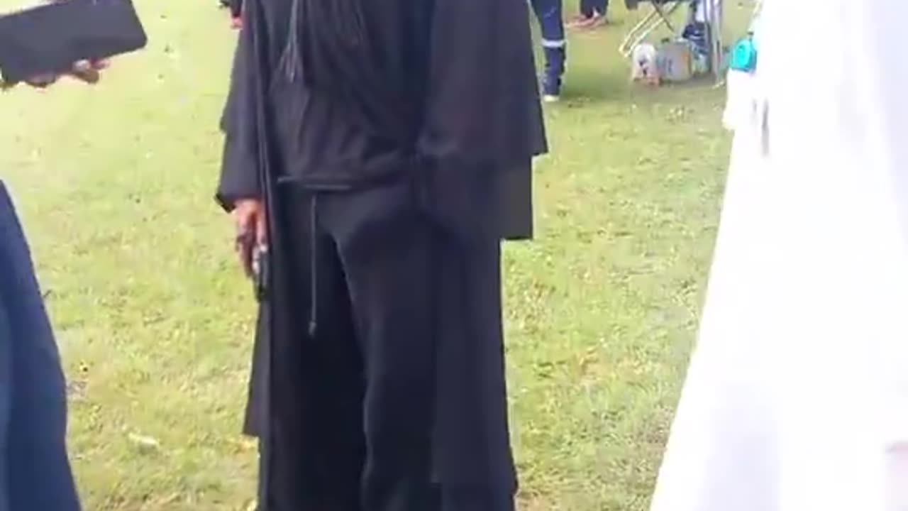 Diversity threatens violence