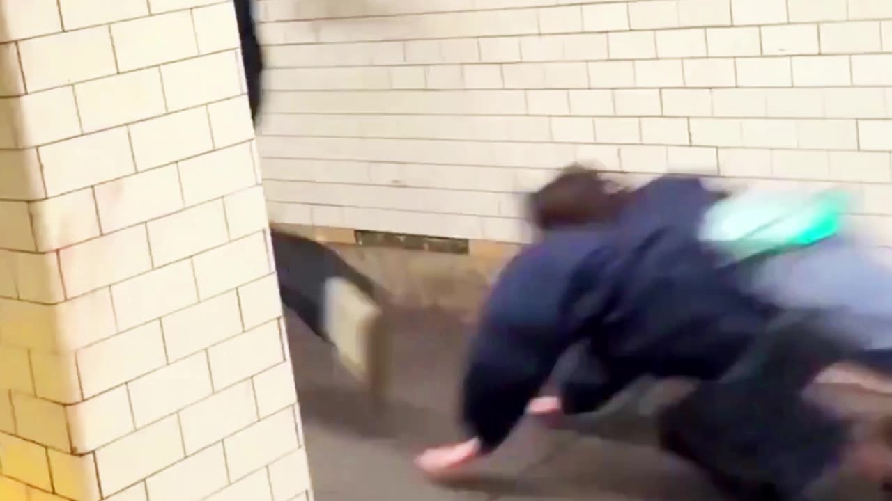 INSTANT KARMA!!!ðŸ˜ðŸ¤£ðŸ¤£ðŸ¤£