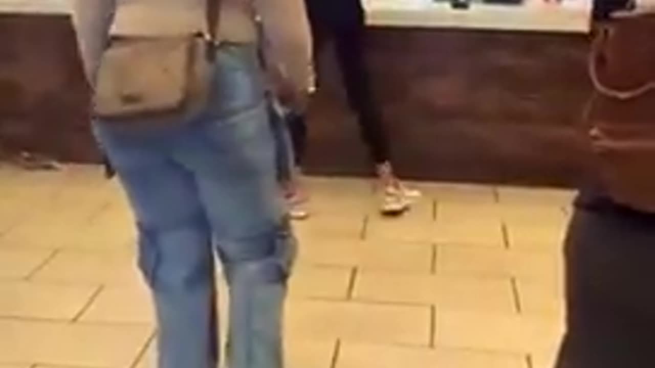 Fat Ngger Assaults Fast Food Worker And Trashes Restaurant Other Nggers Cheer It On