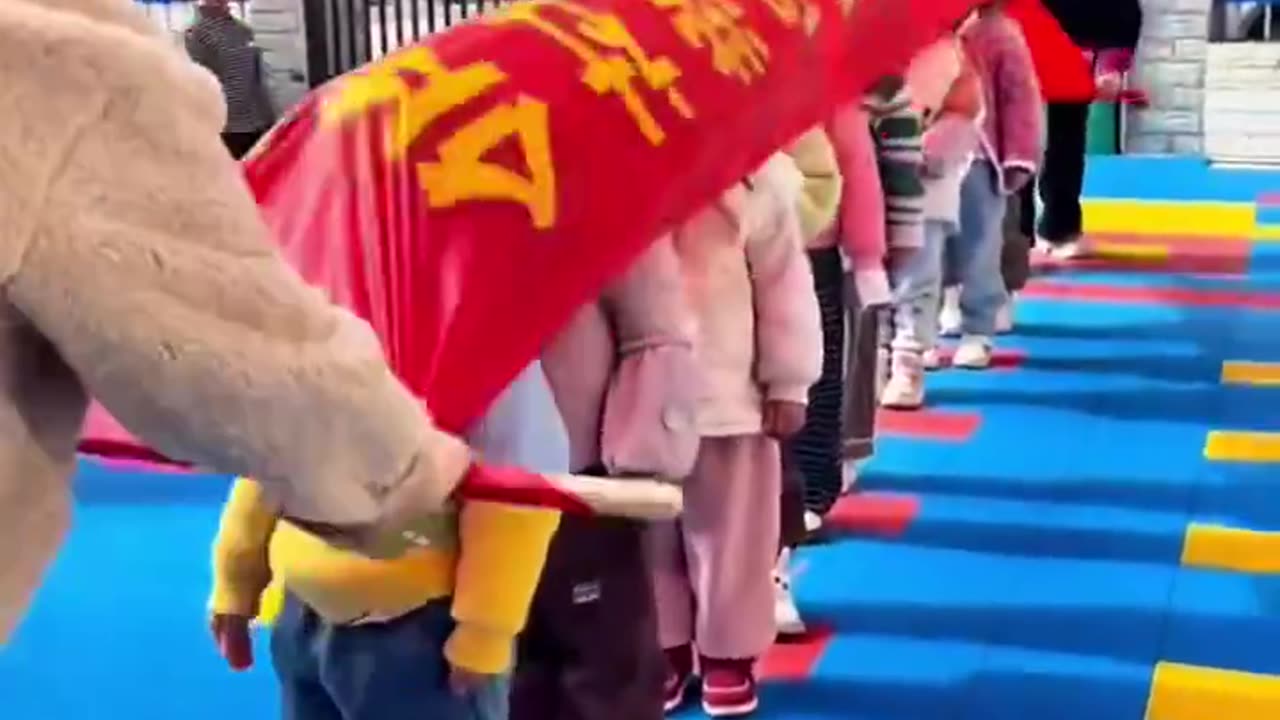 Statically electric personality 🤣