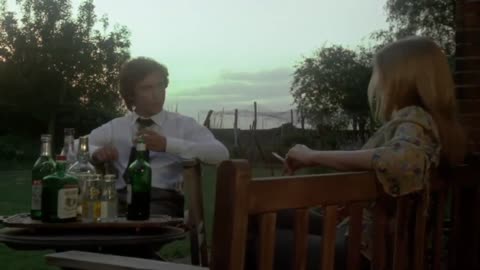 The House on Straw Hill (1976) - Full movie