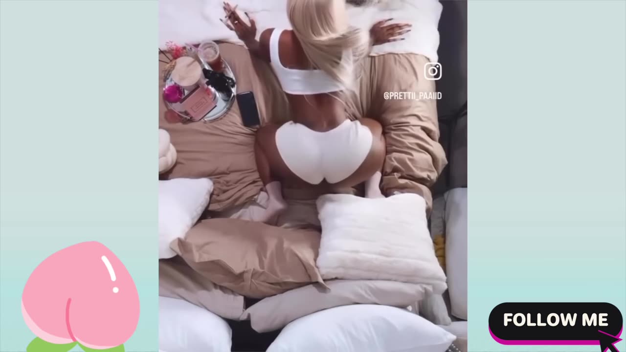 BEAUTIFUL GIRLS TWERK COMPILATION