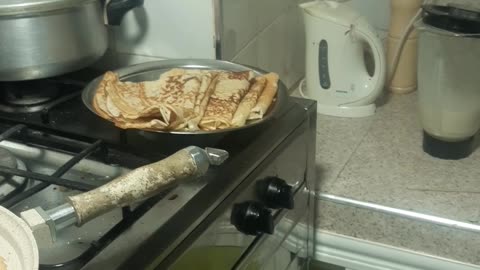 May cooking creep out the forts