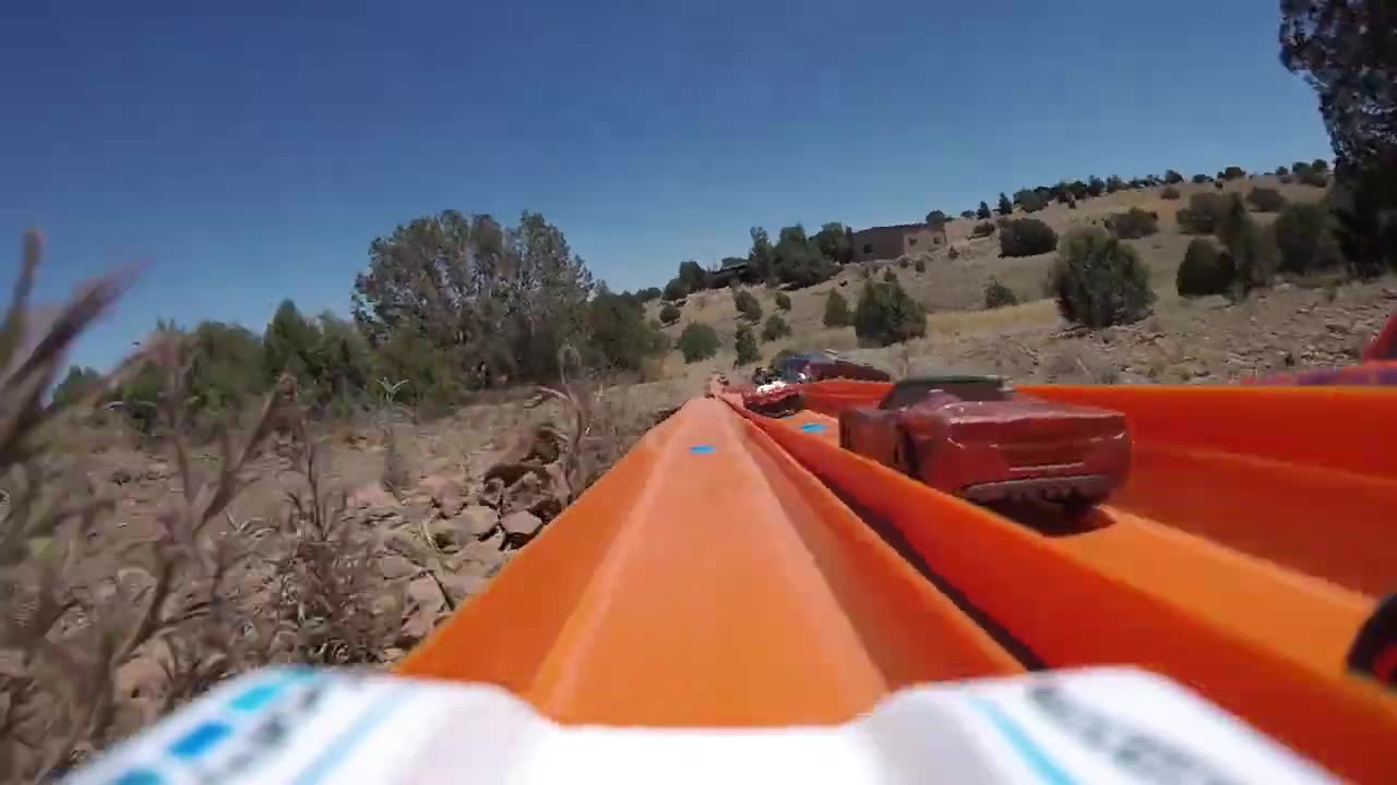 Jumps, Loops and Crashes on Hot Wheels Hill