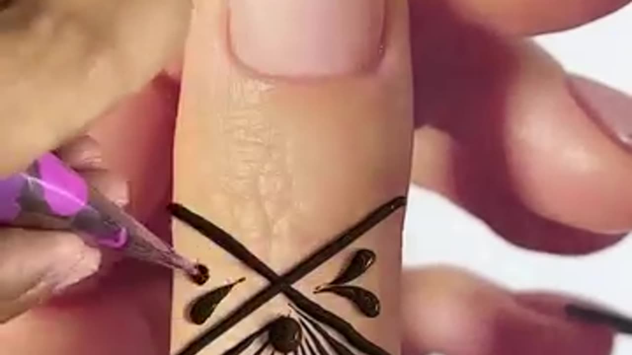 fingers mehndi design