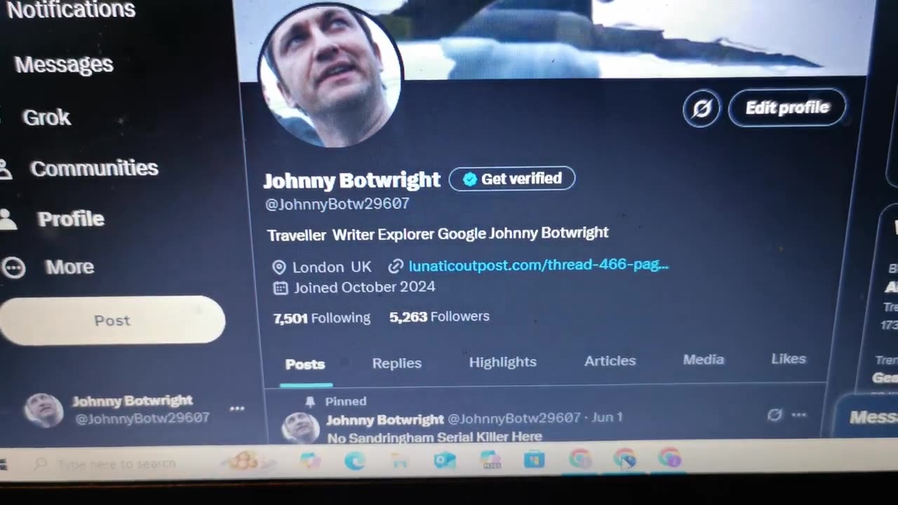 The Storm Is Coming / 1000,694,999 Views