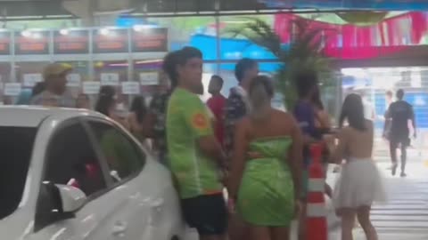 🚨 Gringos NEED to know this when they come to Recife Carnival 🇧🇷