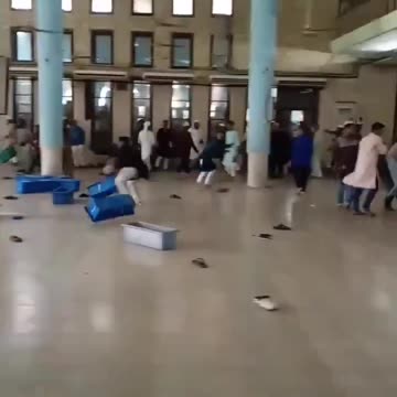 How much love, peace, respect and tolerance can you see in this mosque?