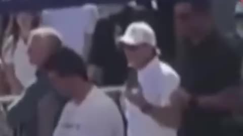 Charlie Kirk Security Secret Hand Signals SECONDS BEFORE ATTACK #charliekirk #security #Utah