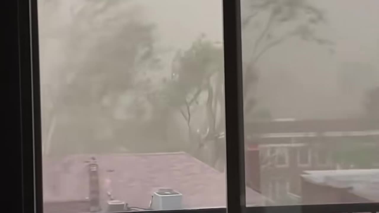 Urgent, Devastating tornado at Denver airport in the United States.