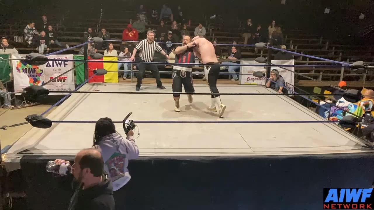 33 Anniversary NCW Heavyweight title match