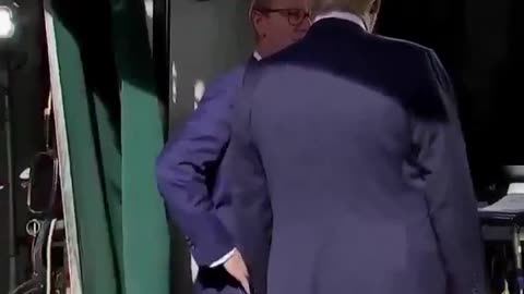 Trump Aspires To Be North Korean's Leader - Hot Mic