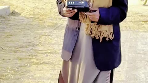 Chacha ❤ Radio Lover ❤ #maxrecords #villagelife #larkana #sindh #pakistan