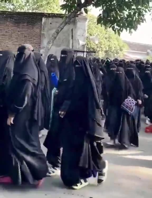 This is London, UK. NOT Afghanisthan, Syria, Pakistan or Saudi Arabia