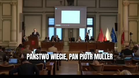 Na pytanie, czy Polska jest wyłączona z Paktu Migracyjnego, o czym trąbi Trzaskowski